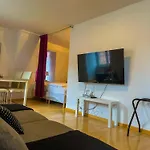 Nydeck Отель 3*