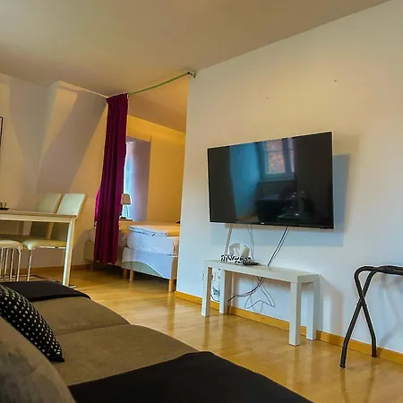 Nydeck Hotel 3*